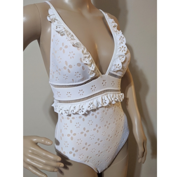 🚫SOLD🆕NWOT JCrew Scalloped Ruffle Plugging One - Picture 6 of 8